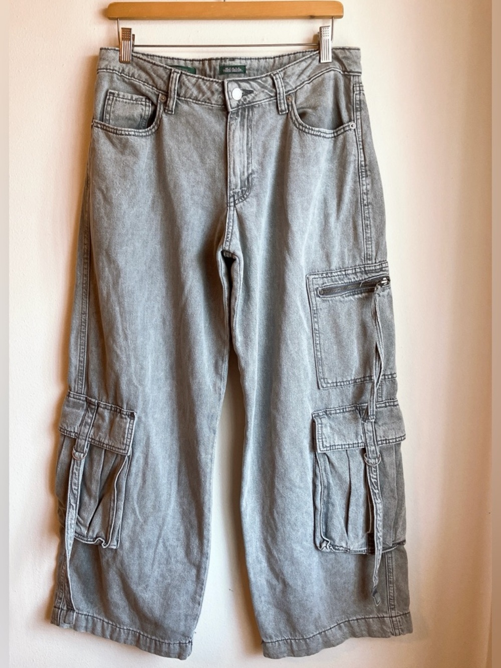 🏁Wild Fable Mid-Rise Wide-Leg Baggy Cargo Jeans Size 8 (Medium) - Picture 2 of 9